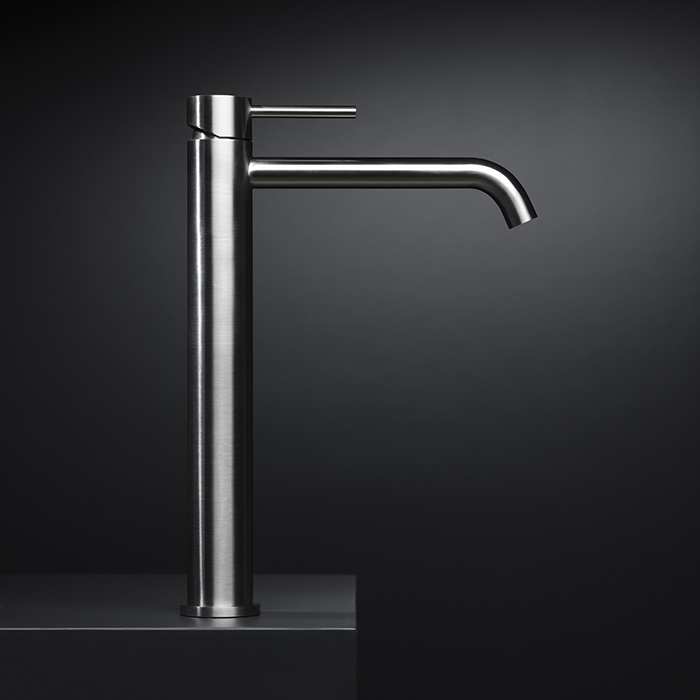 Смеситель для раковины Newform X-STEEL 316 на 1 отв., высокий, без донного клапана, излив 19см, цвет: нержавеющая сталь