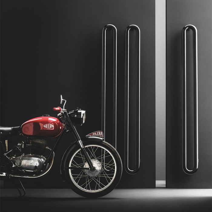 Antrax Tubone Полотенцесушитель электрический21x170H см, цвет: черный матовый