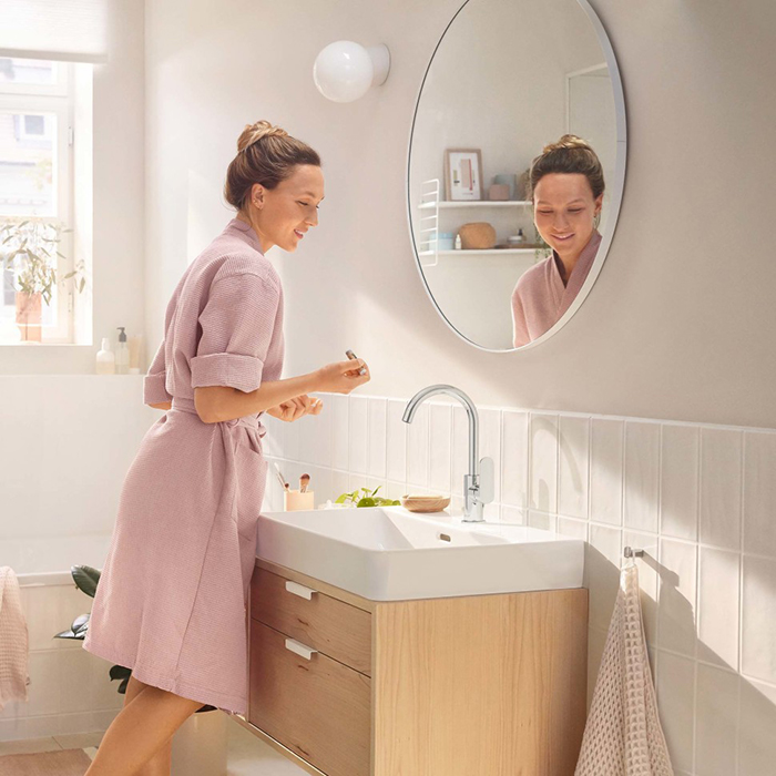 Смеситель для раковины Hansgrohe Rebris S, 1 отв., с донным клапаном, с поворотным изливом, цвет: хром